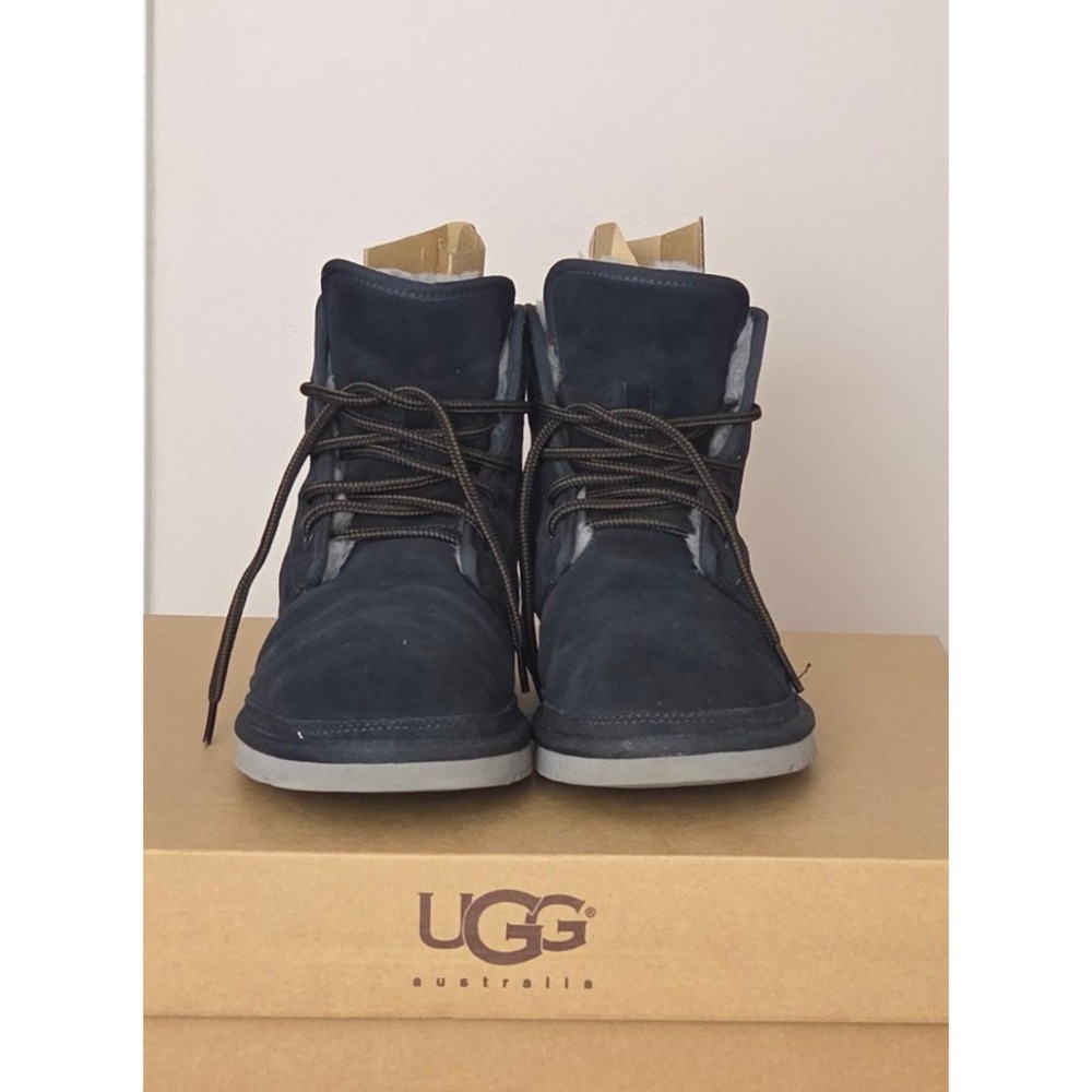 UGG Harkley Black Suede Sheepskin Lined Lace Up Boots Mens F27018G Size 10